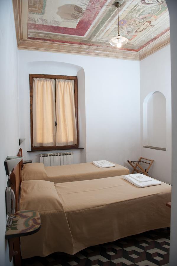 Albergo Vittoria Busalla Exteriör bild
